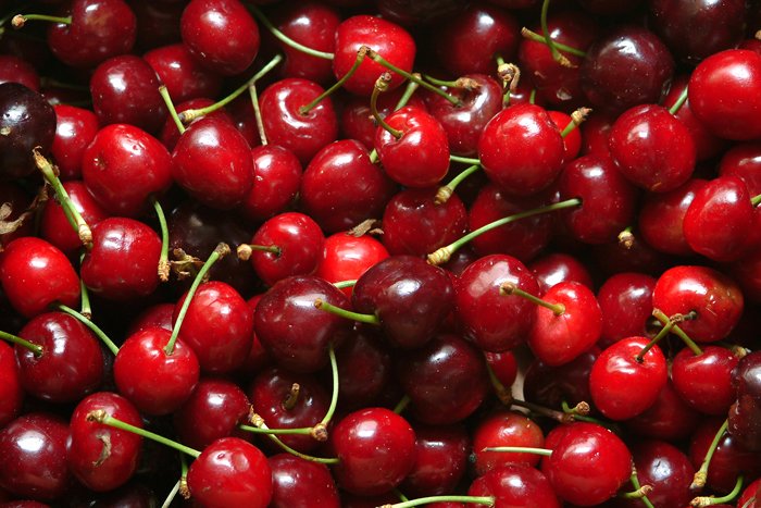 Cherries and cherry juices can help reduce DOMS
